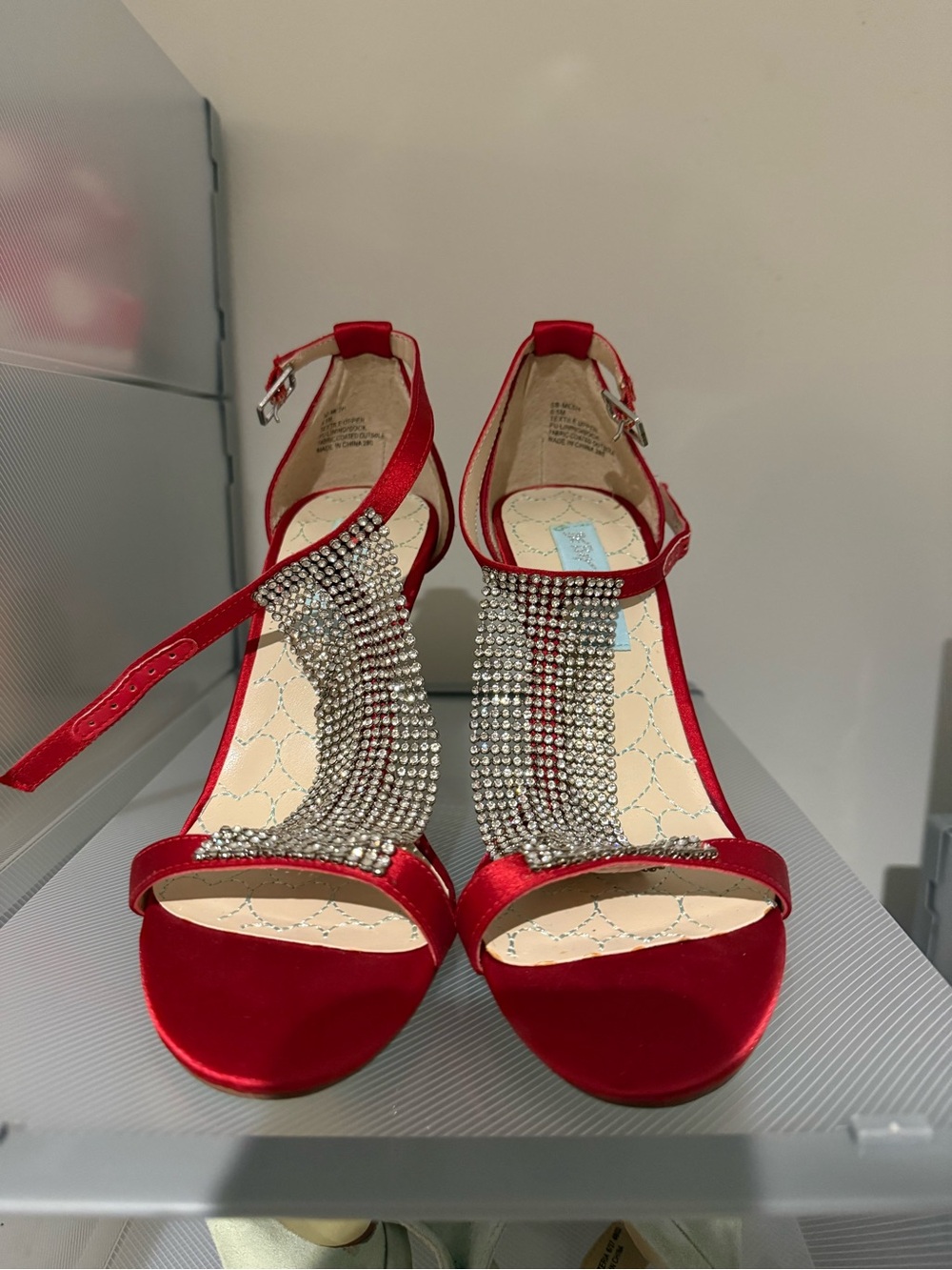 EUC Blue by Betsey Johnson red satin rhinestone heels 6.5